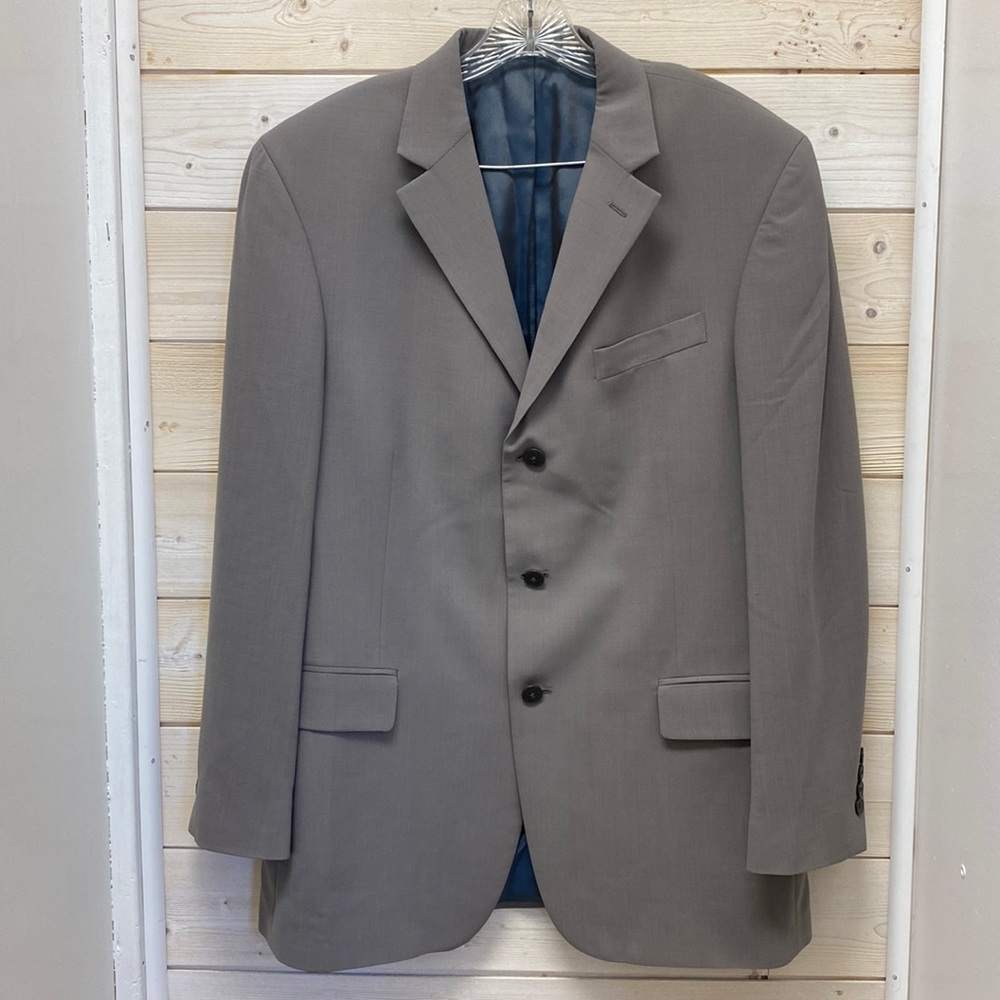 Oscar De La Renta Profile Suit Jacket.